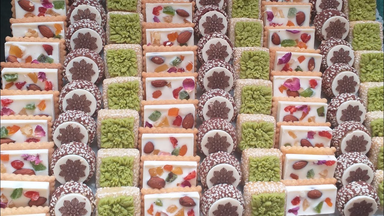 حلوة اللوز بنكهة البيسطاش من الذ ما يكون ومن أسهل حلويات اللوز