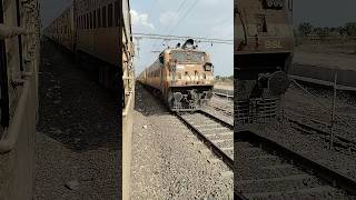 Tapovan Express : Nanded - Csmt (17617) | crossing Marathwada express With WAP4 #rudradhaknevlogs