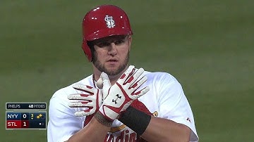 NYY@STL: Adams plates a run with a ground-rule double