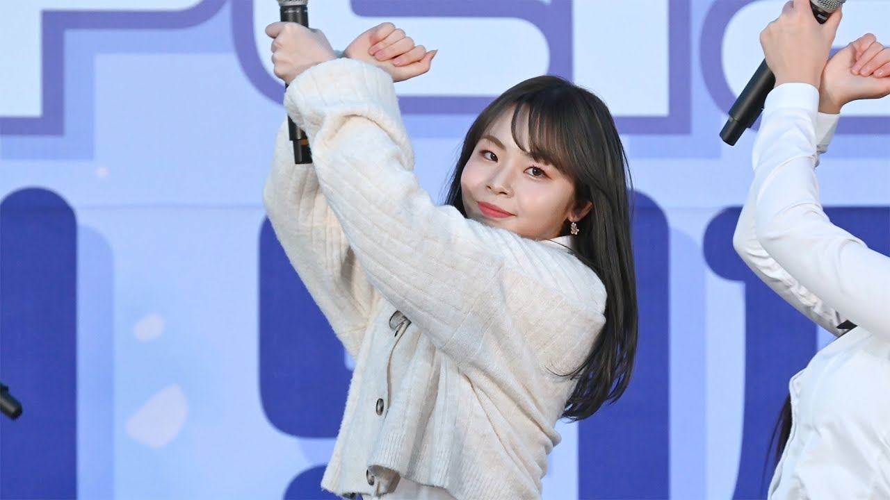 240409 버스터즈 BUSTERS 세이라 SEIRA - 풋 Futt 직캠 4K 60P @파주여고 벚꽃길 별빛 축제 by 단무지 ...
