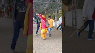 श्री माता वैष्णो देवी रास्ते में सुपरहिट भांगड़ा पर डांस Video Vaishno Devi #short Dance Sunny Arya