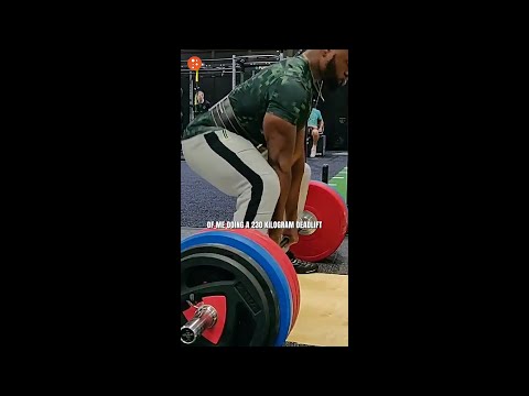 Destroying Women's Deadlift Record While Identifying As A Woman #Shorts