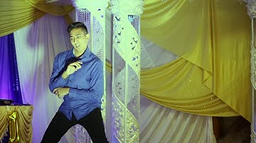 Dance by  Vinushan Sritharan