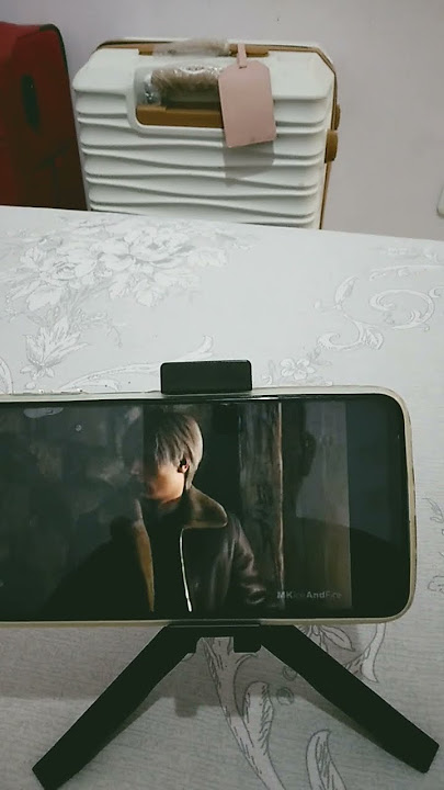 Kenapa Leon Bisa Bicara Pake Bahasa Spanyol Di Resident Evil 4 Remake