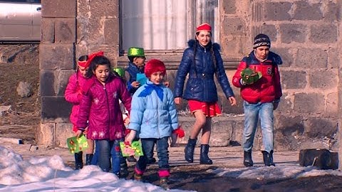Սիրով և ջերմությամբ տատիկներին ու մայրիկներին. անակնկալ Վահրամաբերդի դպրոցականներից