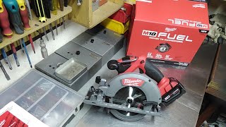 Циркулярная пила Milwaukee 2730-20