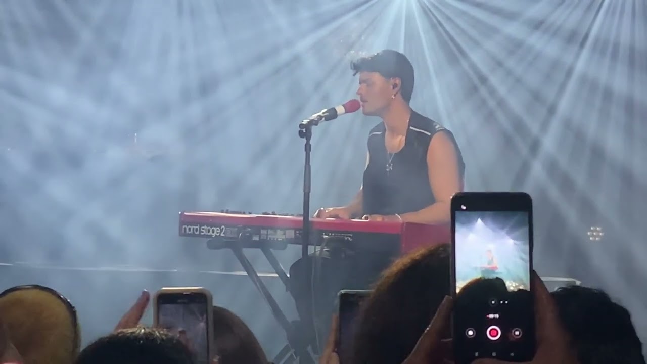 Mi vecina - Abraham Mateo (Barcelona 15-01-2023)