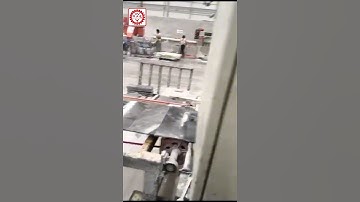 Stone Polishing in Action: Watch How Workers Feed Slabs Into Our Automatic Polishing Machine