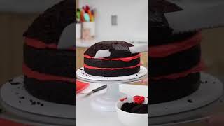 Lady bug cake😍