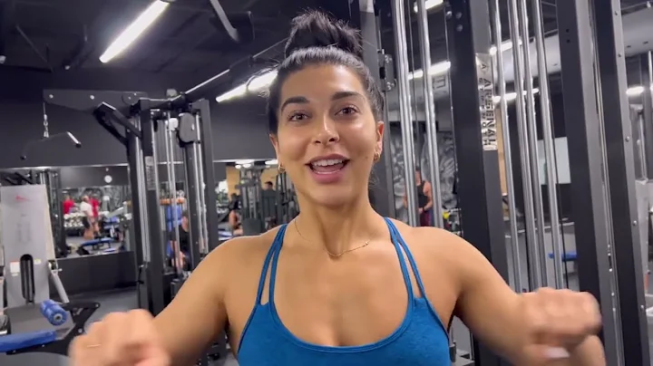 DAY IN A LIFE | Back Workout + Pizza