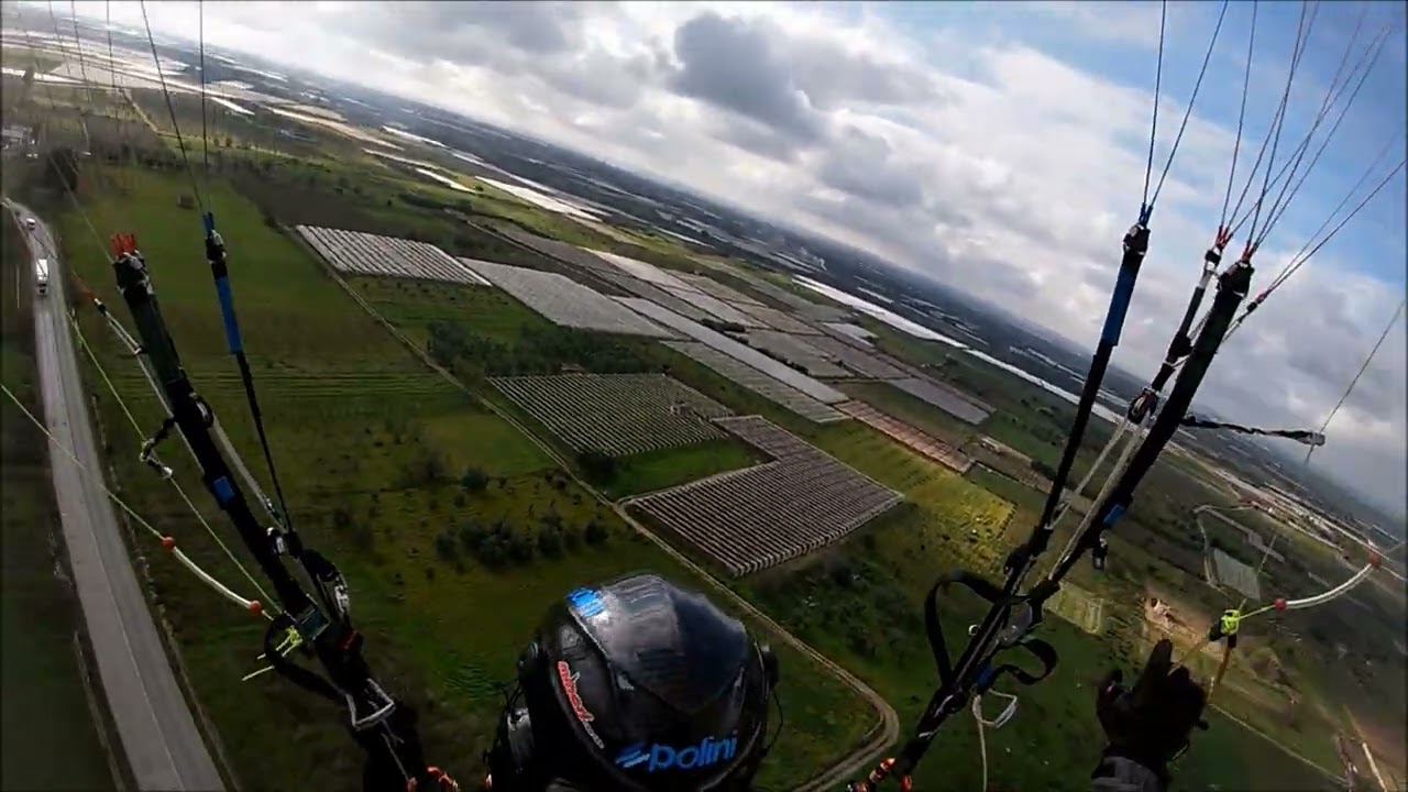 PARAPENDIO PARAMOTORE ADELFIA - BARI - PUGLIA