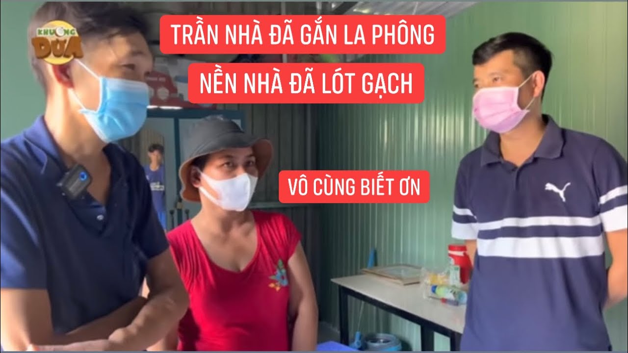 Cả xóm vui mừng khi nhà bé Vân được lót gạch, gắn la... - youtube