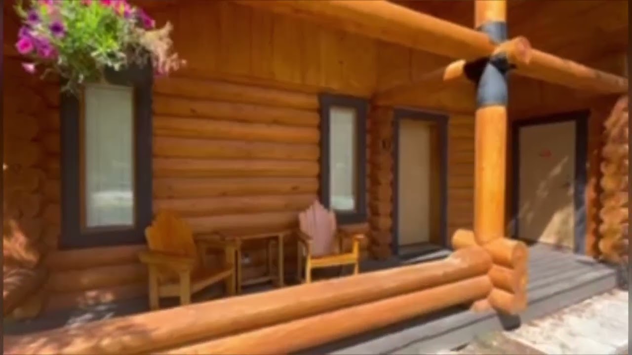 🌼 Embrace the Serenity of Cabin Life at Castle Mountain Chalets! 🏞️