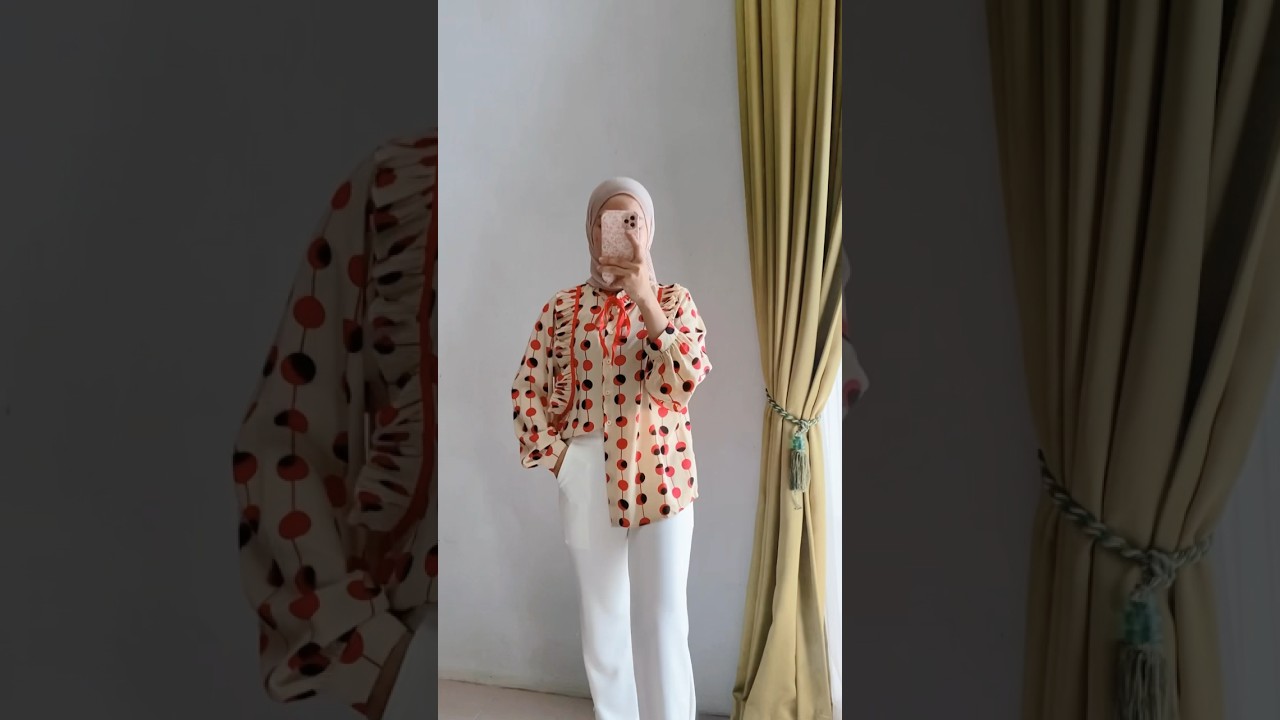 Blouse polka : Uniqcloth.id 