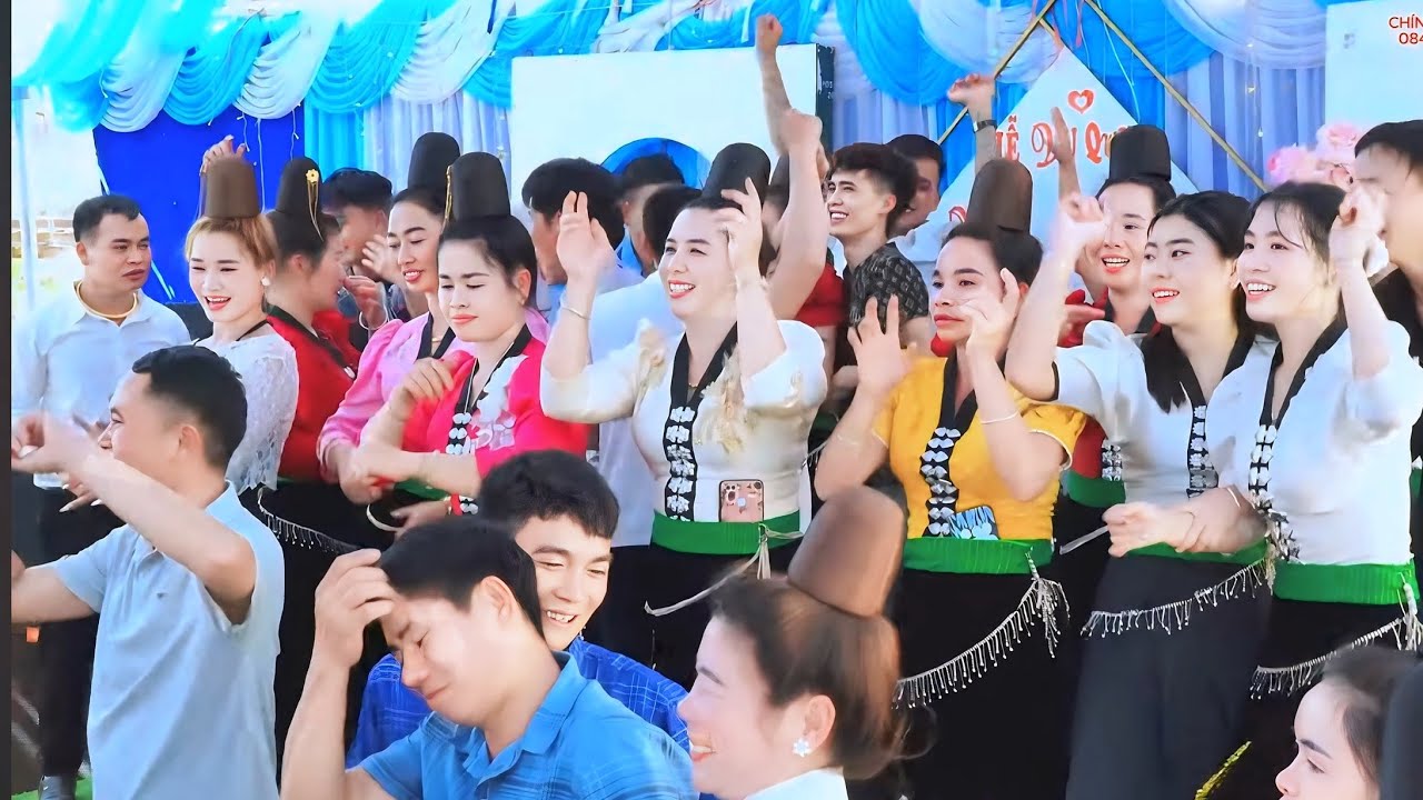 NHẢY SÀN TÂY BẮC : NHẢY TẠI LỄ VU QUY VIỆT TÂM & VY HẢI BẢN CỌ MUÔNG XÃ MƯỜNG SẠI TỈNH SƠN LA 