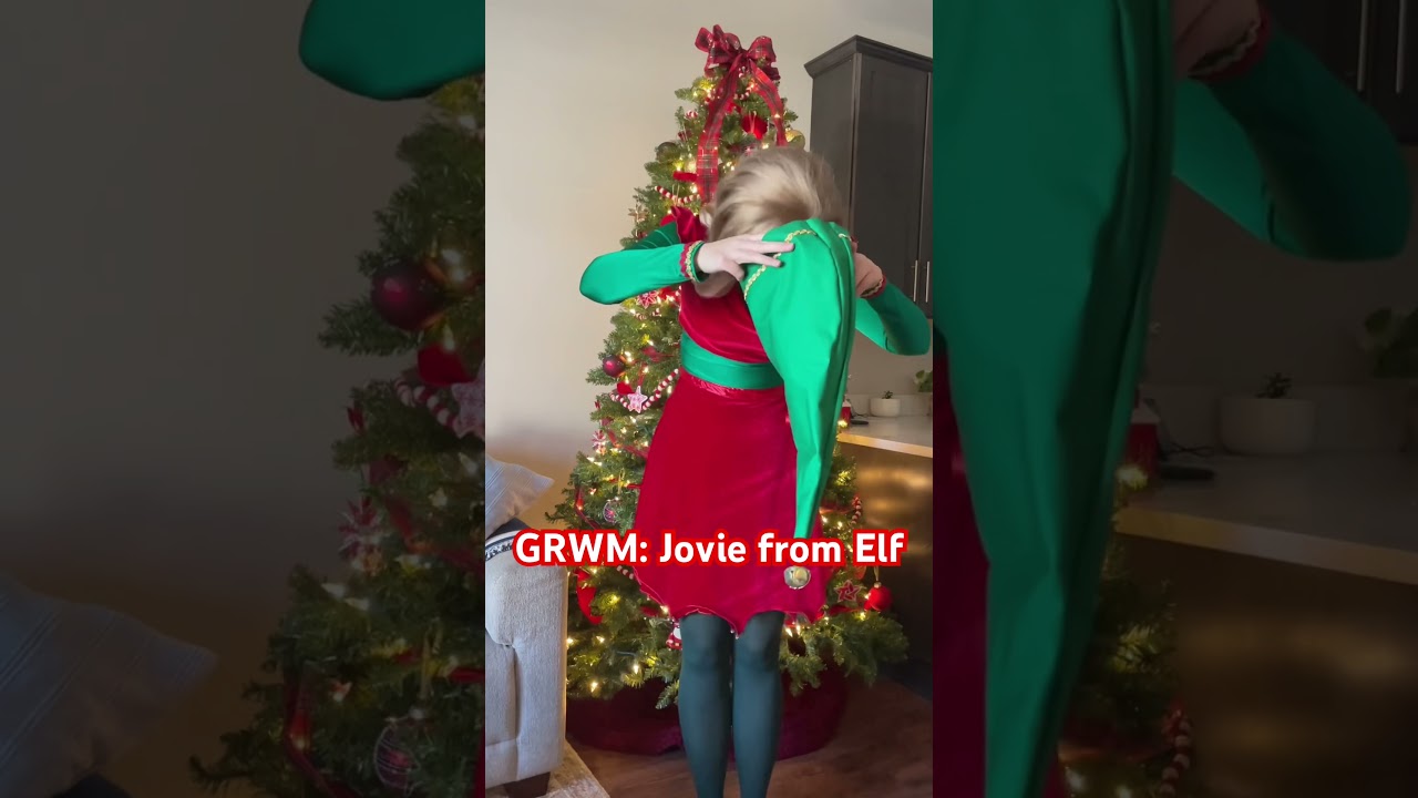 Jovie getting ready for a shift at Gimbels #cosplay #grwm #christmas