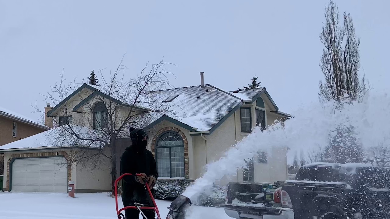 Snow Removal Service in Hamptons Calgary by Legendary Lawns