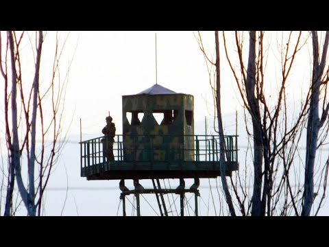 Боевики у таджикско-афганской