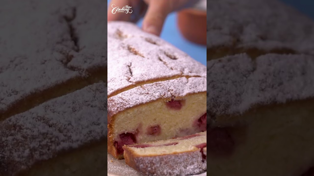 Irresistible Strawberry Pound Cake Recipe!