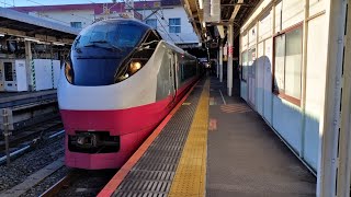 E657系 K12編成 フレッシュひたちリバイバルカラー編成 紅色(スカーレットブロッサム)塗装 特急ときわ53号勝田行が上野駅8番線を発車するシーン
