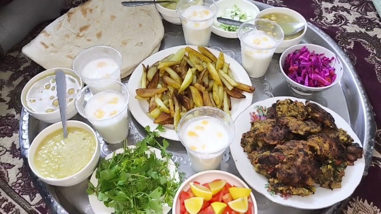 اجاني خطار فجأة ☕وهمزين  محضره اموري😂 كل مااحجي بيه ماصير/روتين البرررد❄️