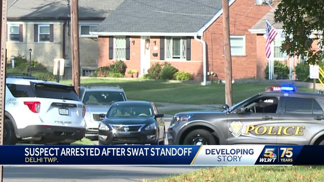 Police: Suspect taken into custody after SWAT standoff in Delhi ...