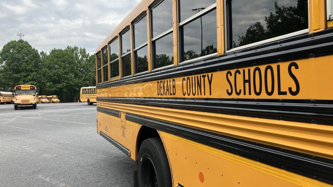 Mother furious after 6-year-old daughter allegedly kicked off school bus