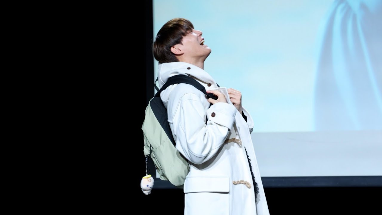 📸260117 김준수 시즌그리팅 팬사인회 포토타임~끝인사👋🏻  (🎒🧥👓🥟🪕)