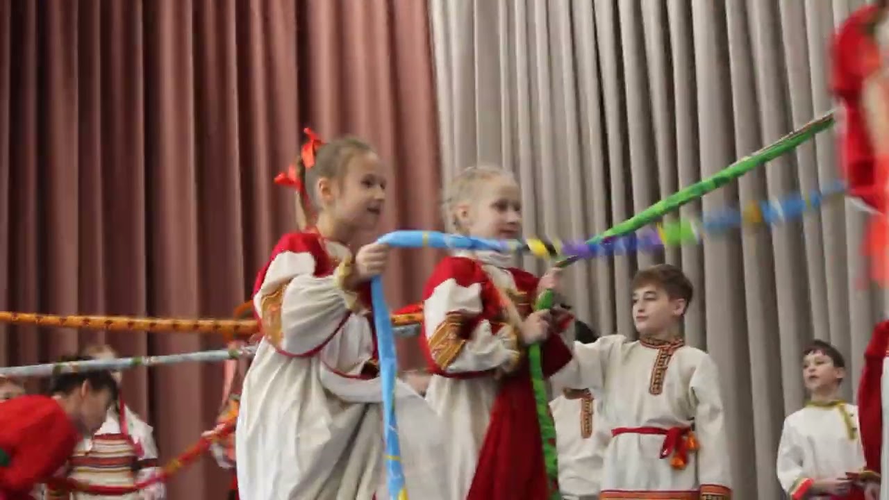 Масленичная песня 4 "В" класс