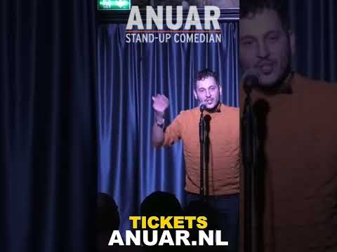 MAN BLIJFT STAREN