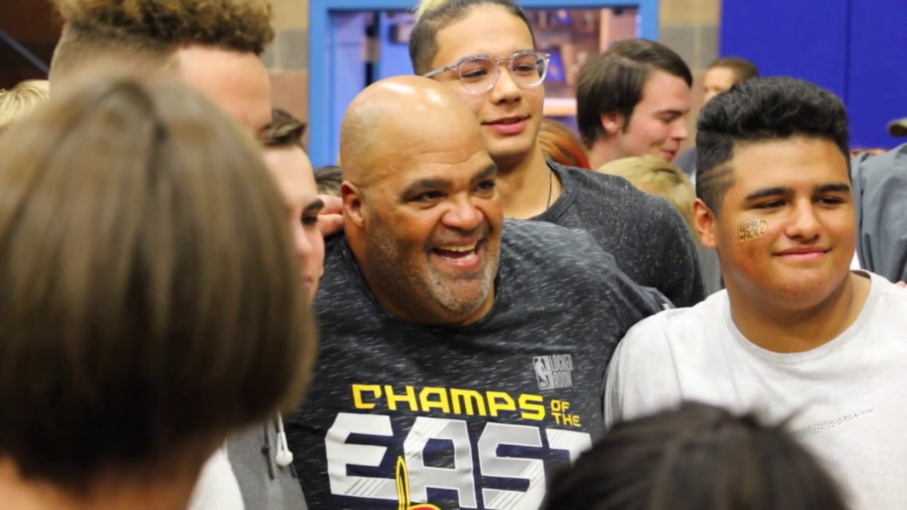 Reggie Dabbs School Assembly Tour Highlight