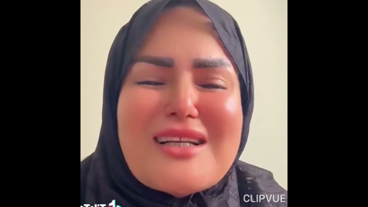 سما المصري تعلن توبتها وتنهار من البكاء