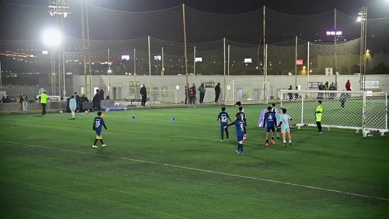 الشوط الاول من مباراه ولفز