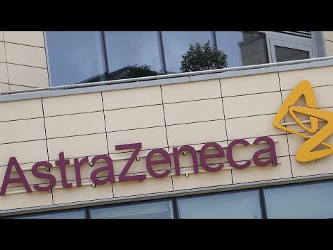 Вакцина AstraZeneca: испытания приостановлены