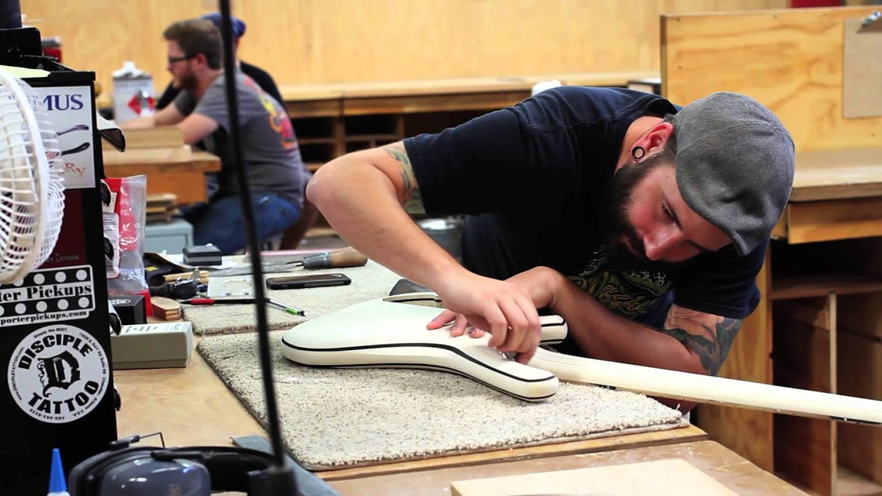 Roberto Venn School of Luthiery YouTube