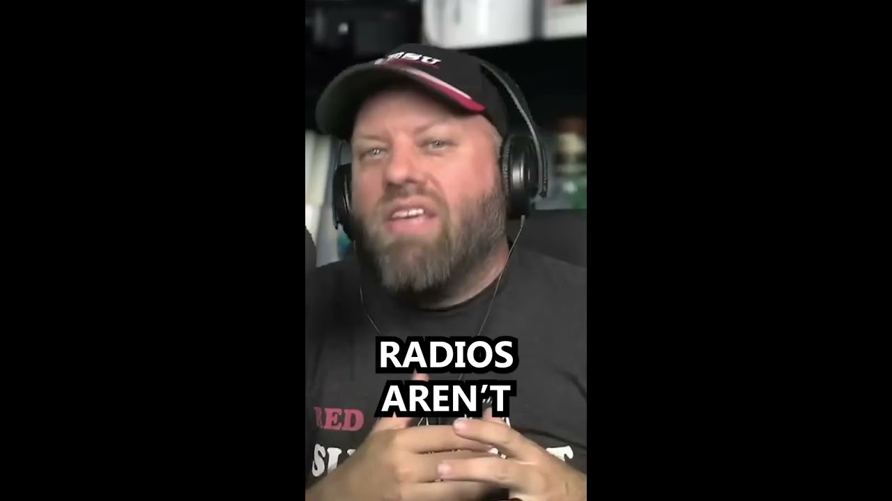 Icom IC 7300 Vs Yaesu FTdx 10 HF Ham Radio Comparison