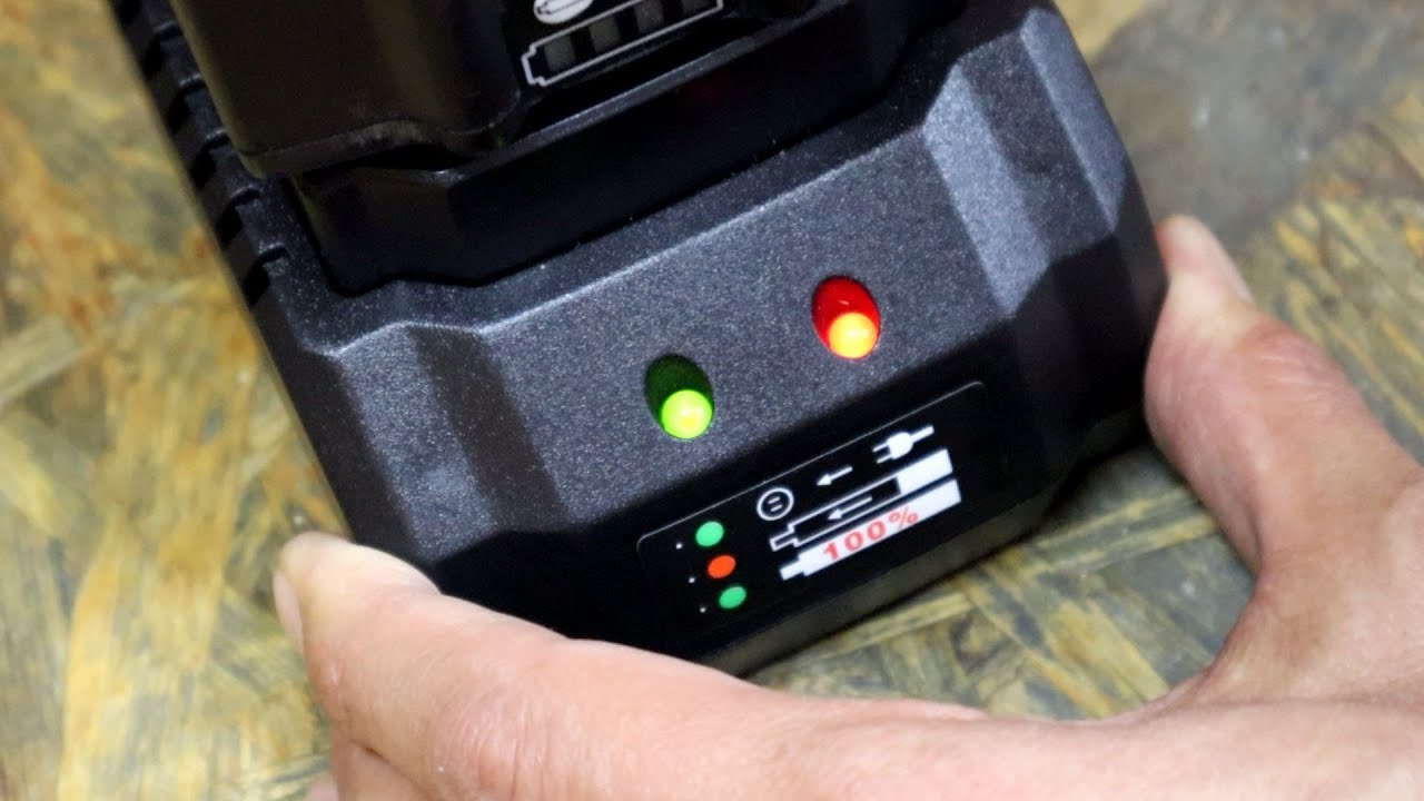 マキタ互換バッテリーに優しい充電器を買ったら優しくなかった件 - YouTube