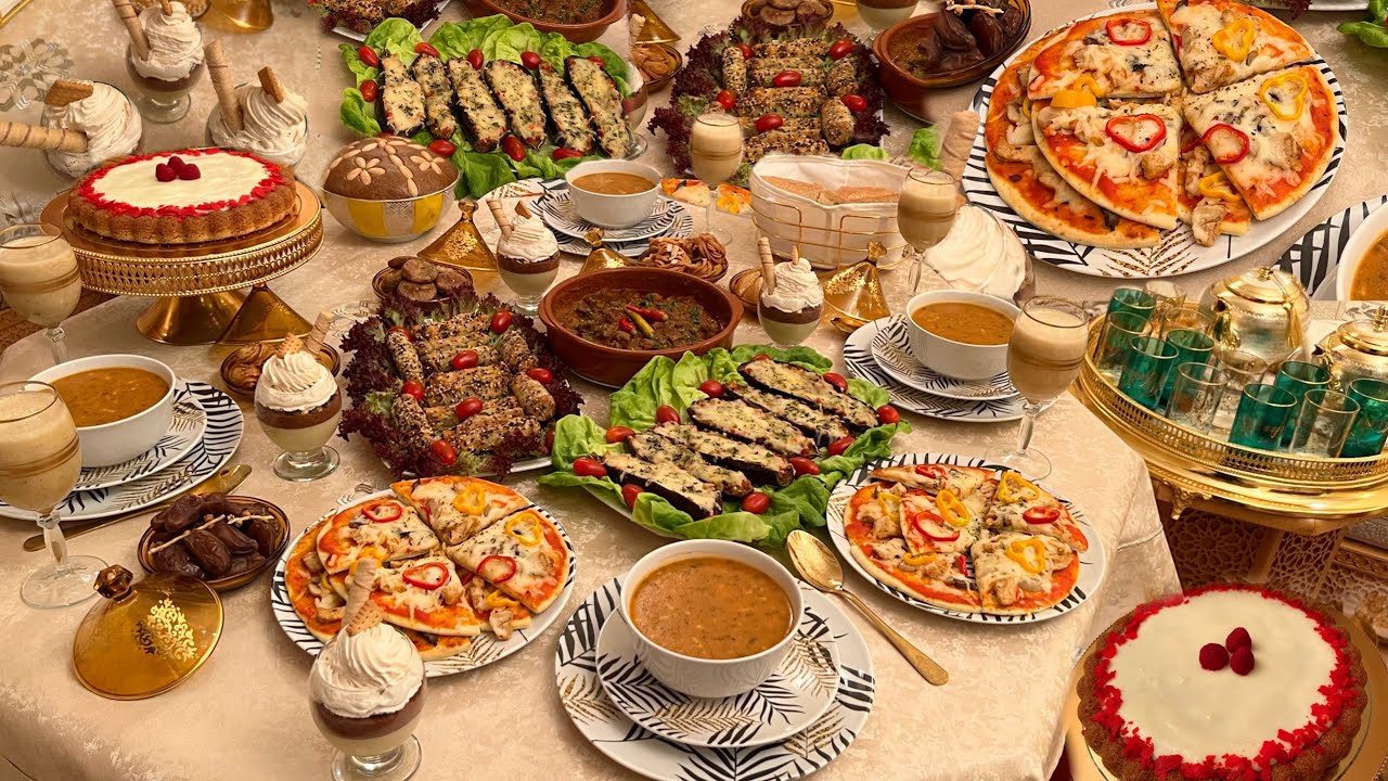 تالث فطور رمضان🌙بلا ماتقلبي بزاف فطورك وسحورك يالالة💪بشهيوات مالحةوحلوة بداكشي لي يبغي خاطرك😋🥰😜