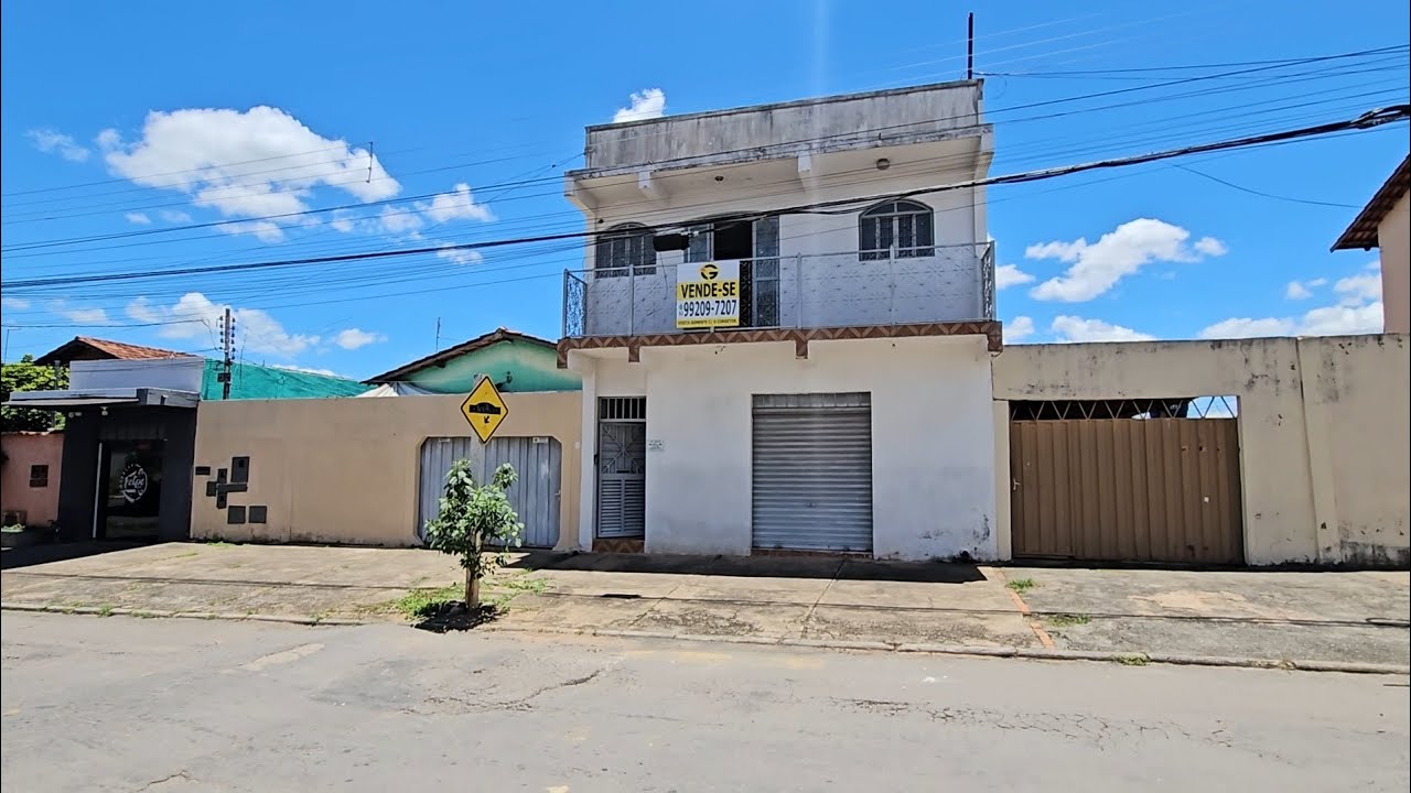 COMERCIAL OU RESIDENCIAL ALUGUEL 3 QUARTOS/ QUATRO SALAS NO PISO SUPERIOR PARQUE REAL VILA BRASÍLIA 