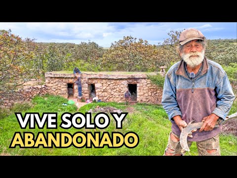Un Señor Vive SOLO y ABANDONADO, sin NADA para COMER