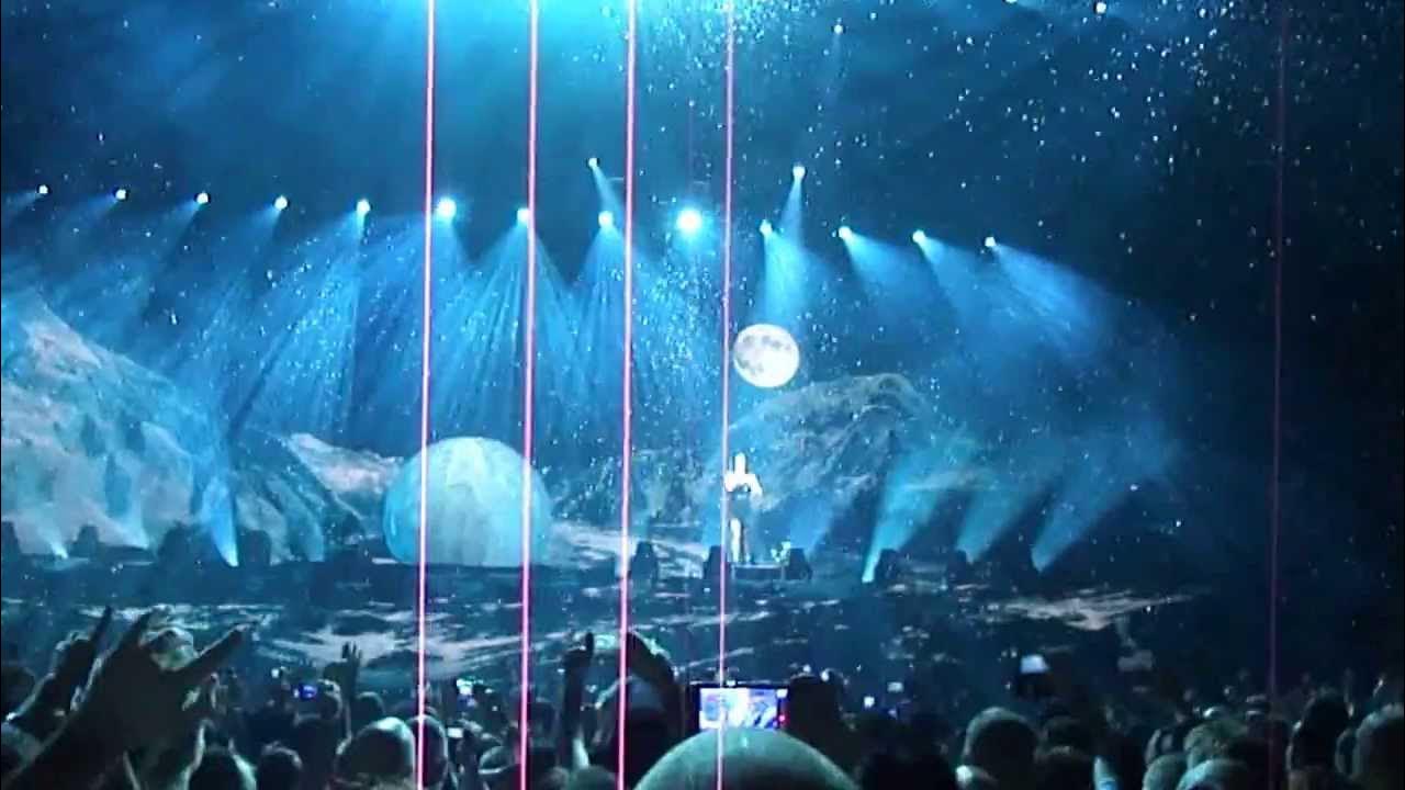 Armin van Buuren feat Fiora - Waiting For The Night (Live) Armin Only Intense 16.11.13 @ ZiggoDome Armin van Buuren feat Fiora - Waiting For The Night (Live) Armin Only Intense 16.11.13 @ ZiggoDome