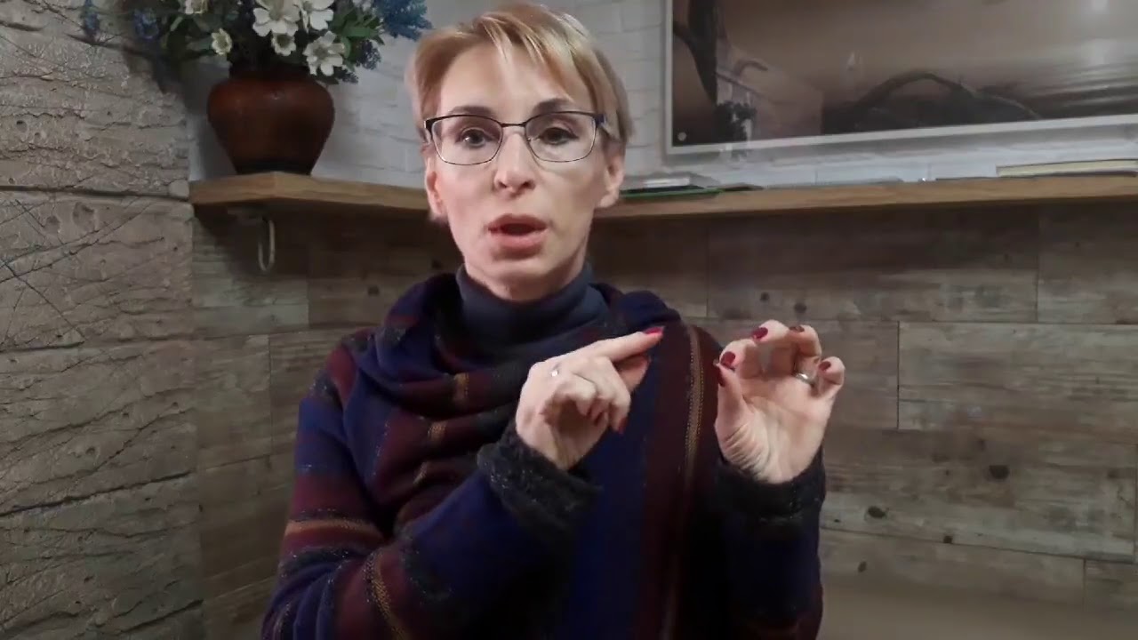 Окупанти обшукали помешкання кримської активістки Л.Богуцької - YouTube