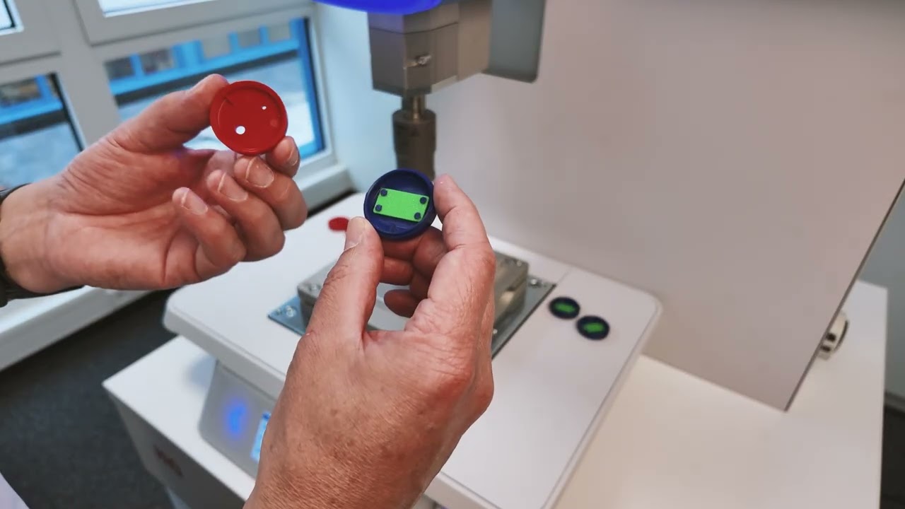 Demonstration der Ultraschall-Fügetechnologie - Schweißen, Einbetten, Nieten, Bördeln und Siegeln