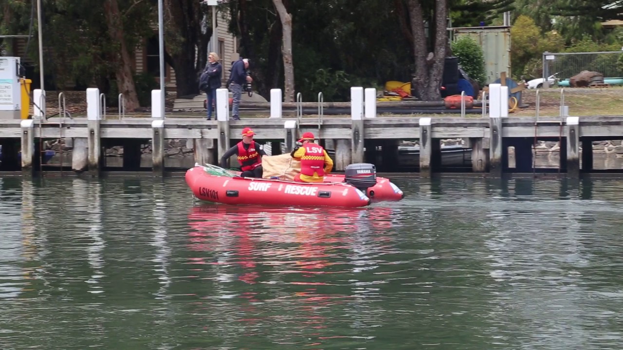 New Years Day Wooden Boats Moyne River Port Fairy 8015
