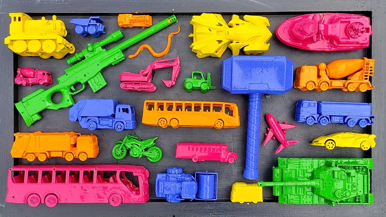 Membersihkan Mainan Mobil Balap, Truk Molen, Kereta Api, Excavator, Tank Baja, Speed Boat, Pesawat