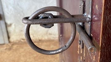 Chốt cửa tự động khóa cực kỳ đơn giản. Extremely simple automatic locking door latch