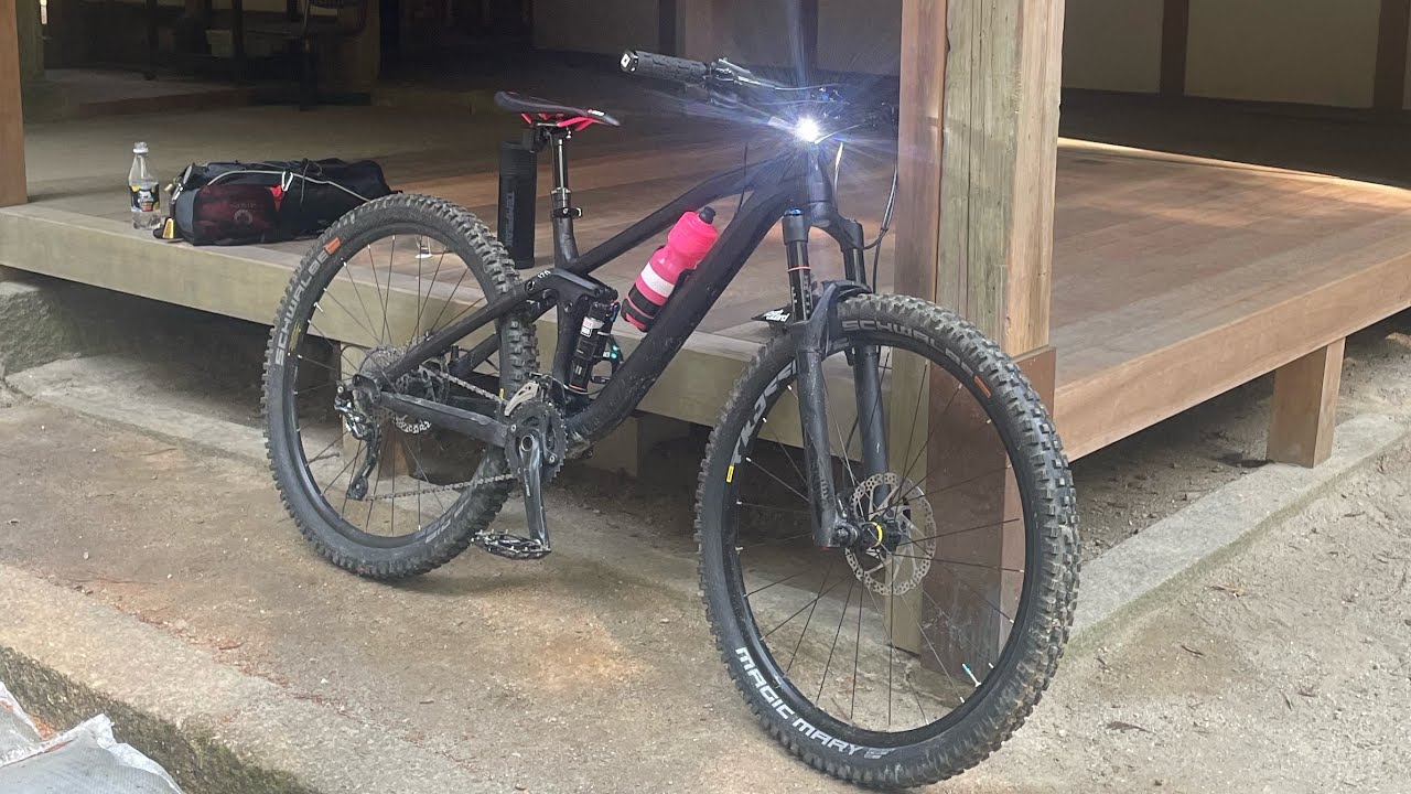 隣のマウンテンバイク6】キャニオン ニューロン MTBを近くで見てみよう