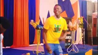 Kisunguli. Sam the guitar boy and  David Munyao (Mbete Mweene) performance