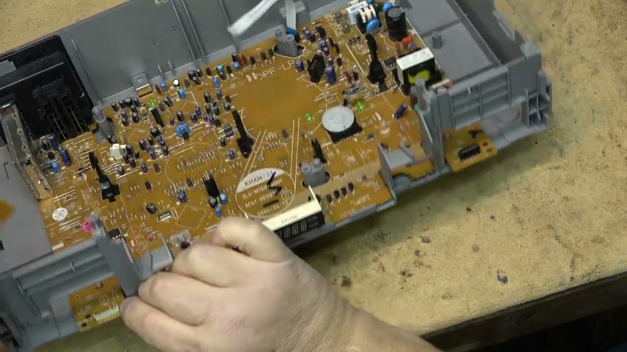 Sony SLVN750. Это мертвый Джим.