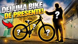 COMPREI UMA BIKE NOVA PARA MEU FÃ - (BIKE VLOG)